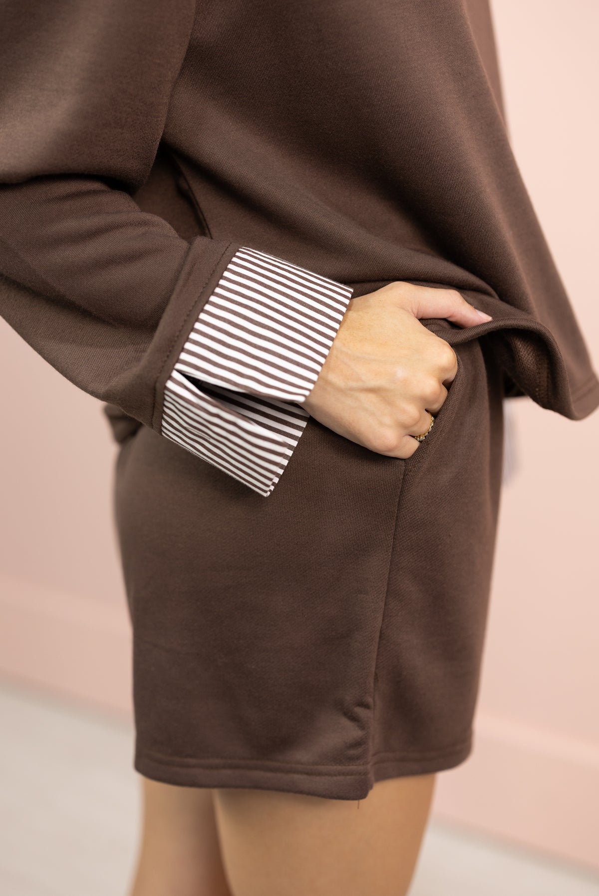 Cuffed Sweatshirt Lounge Set of 2 Brown