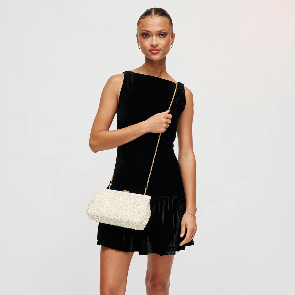 Samira Pearl Clutch