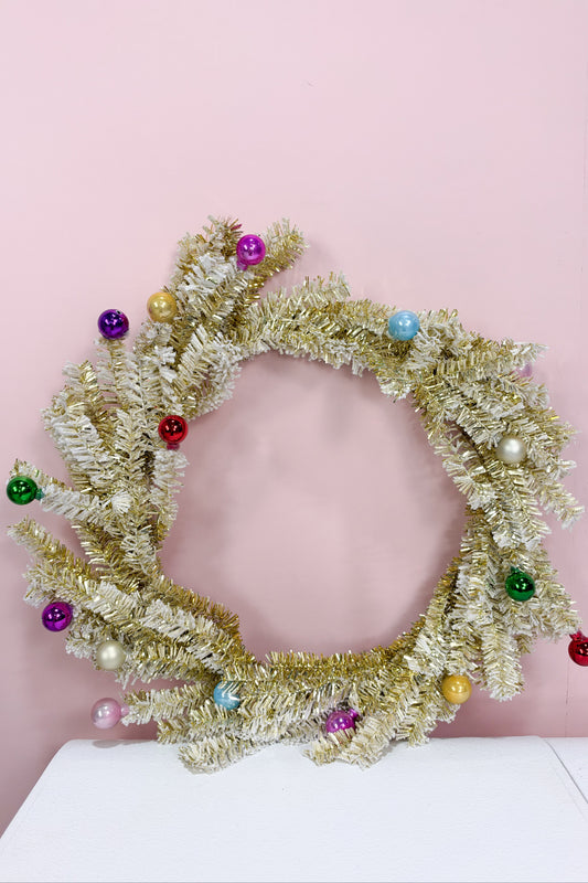 Christmas Wreath w/ Ornaments