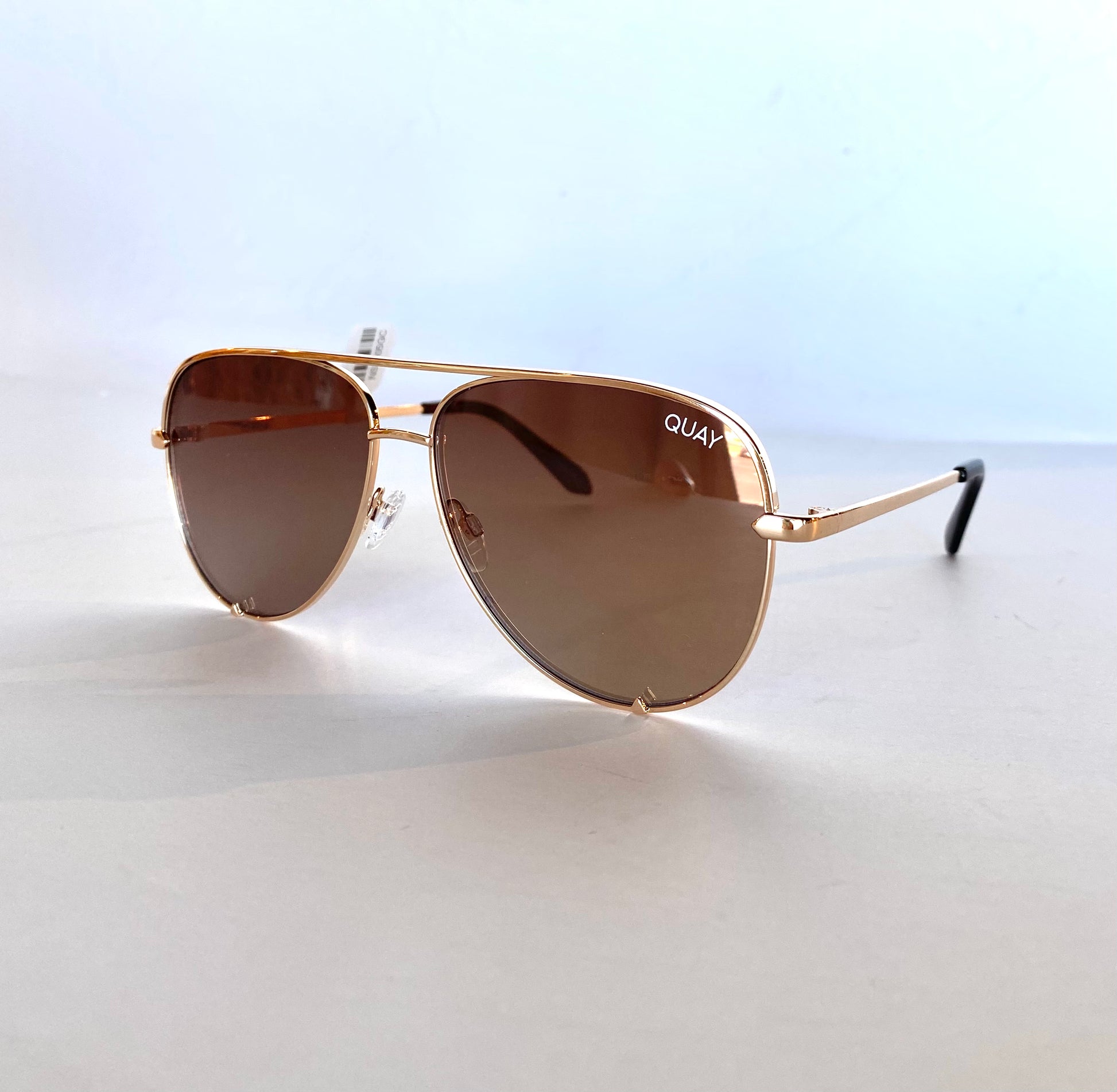 Quay sunglasses gold rim online