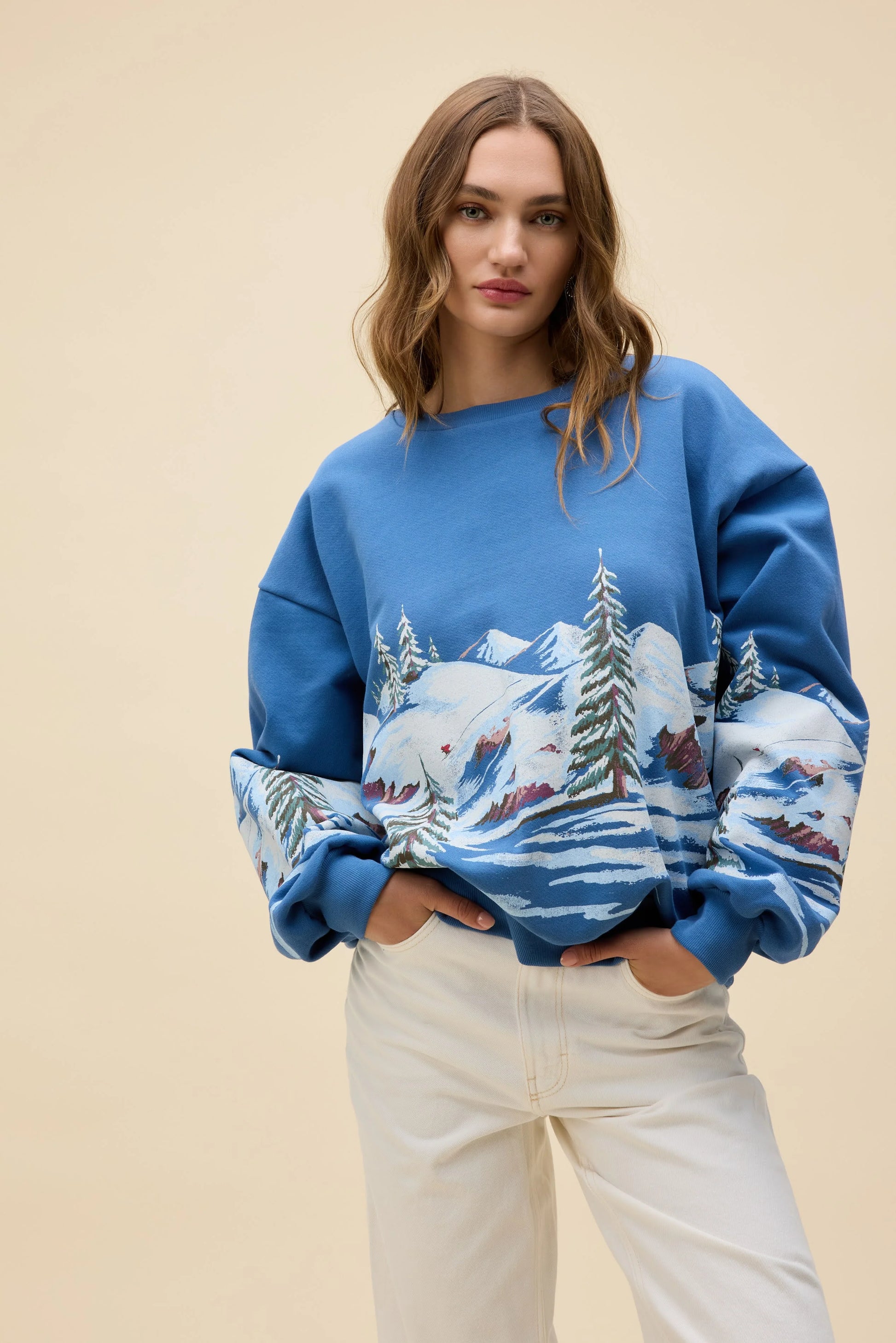 Alpine Ski Scene Crewneck - Clothe Boutique