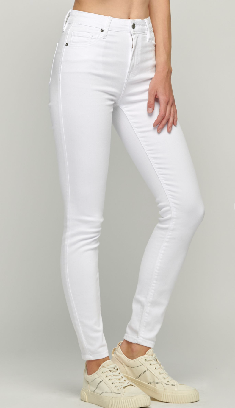 Amelia High Rise Skinny Jeans With Clean Hem