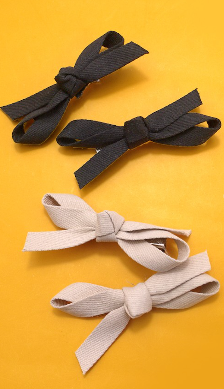 Set of 2 Bows Black