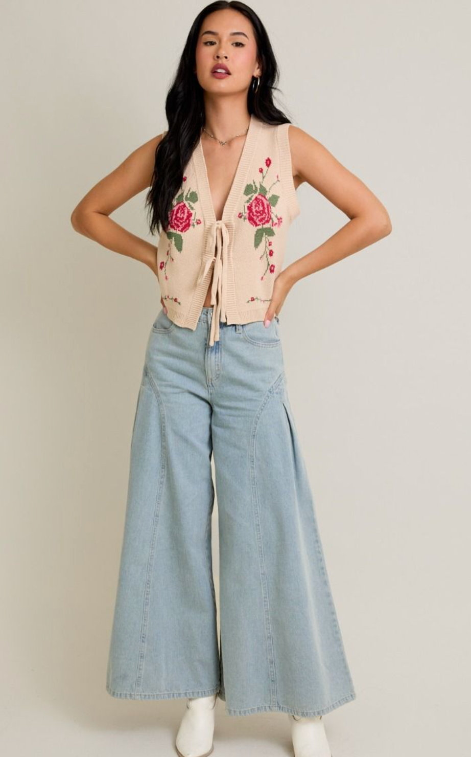 Roses Knit Tie Vest