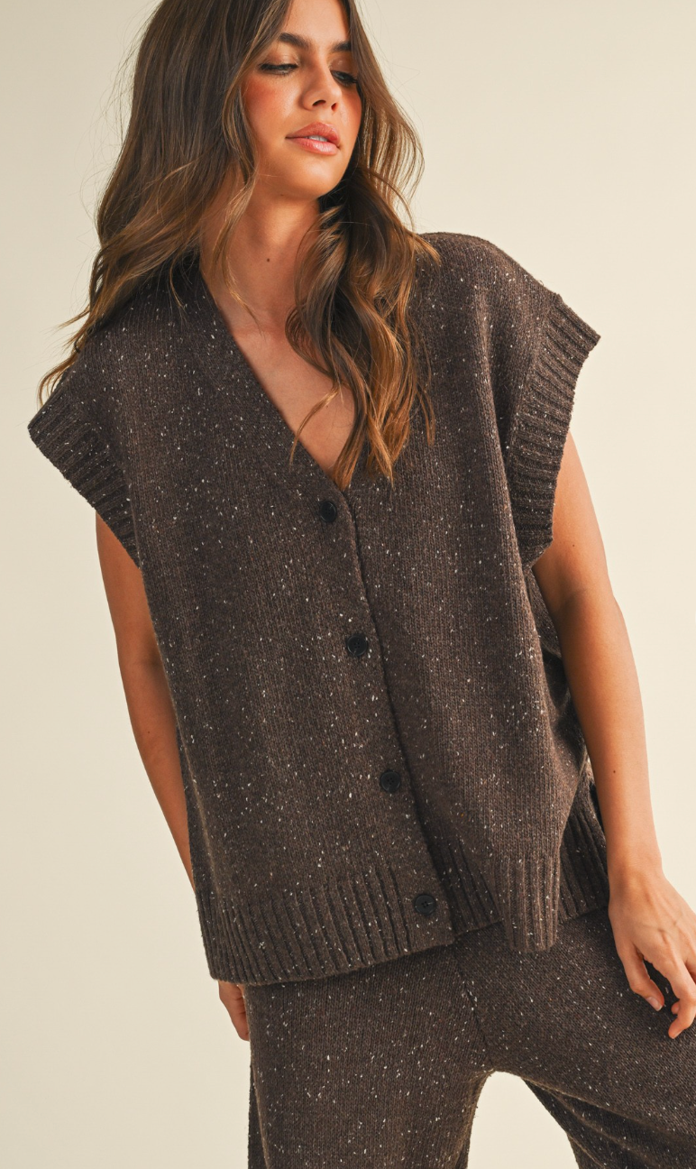 Hana Sweater Vest & Pants Set of 2