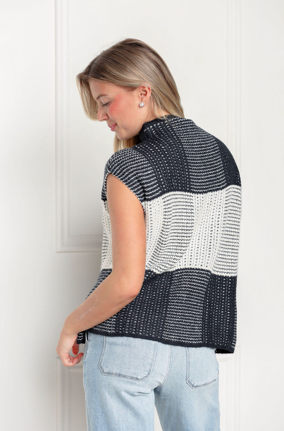Cream/Black Wide Shoulder Sweater Top