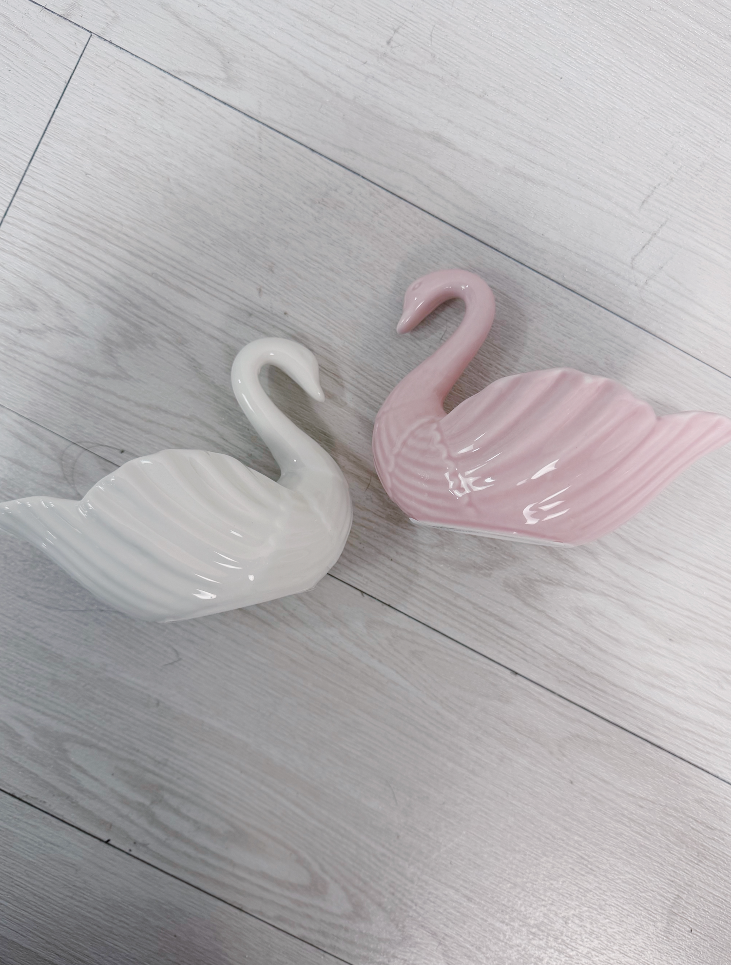 Swan Ring Holder Pink - Clothe Boutique