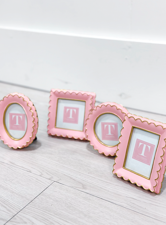 Pink Scallop Mini Frame - Clothe Boutique