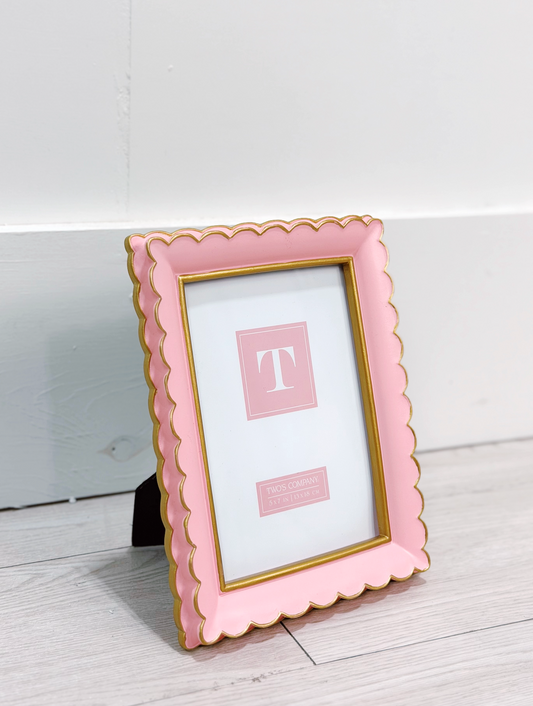 Scallop Picture Frame - Clothe Boutique