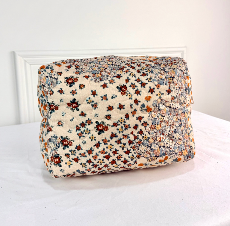 Winchester Patchwork Quilted Makeup Bag L - Clothe Boutique