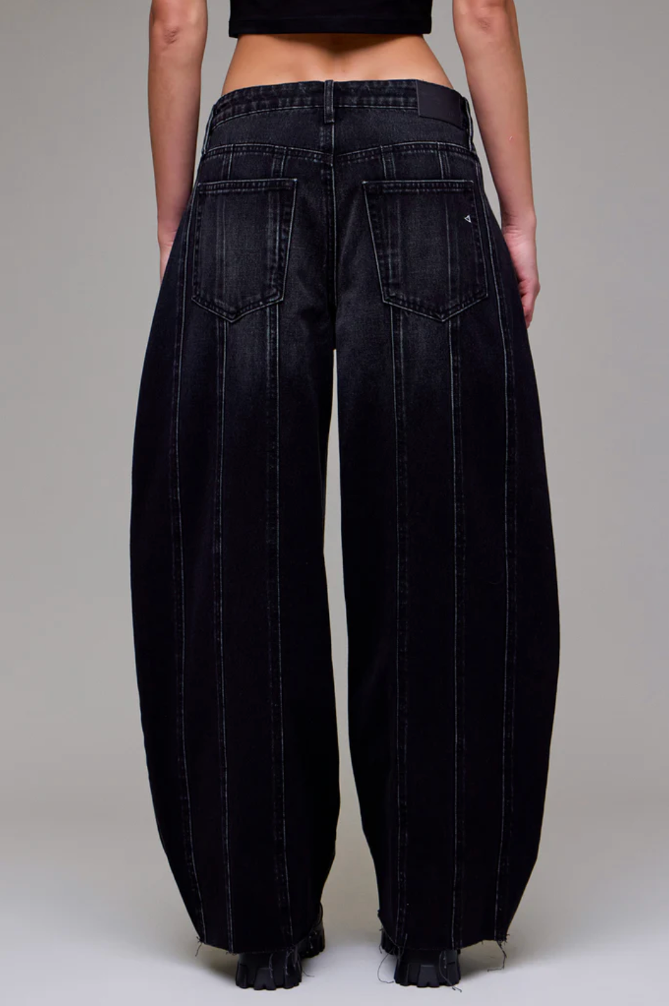Sammie Black Vintage Barrel Jeans - Clothe Boutique