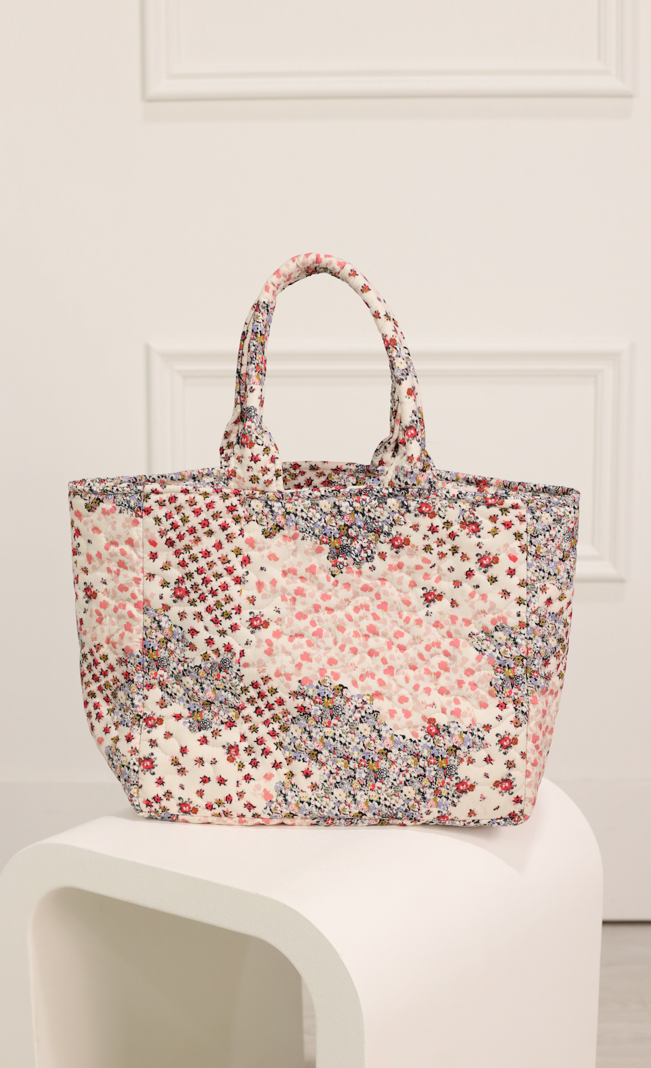 Winchester Rose Quilted Handbag
