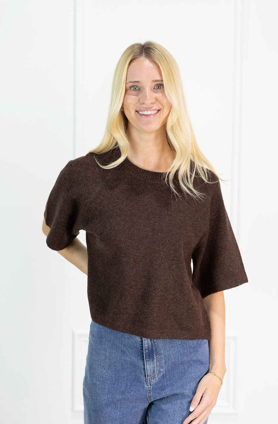 Danica Short Sleeve Sweater Brown