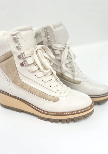 Matisse Summit Wedge Boots Bone - Clothe Boutique