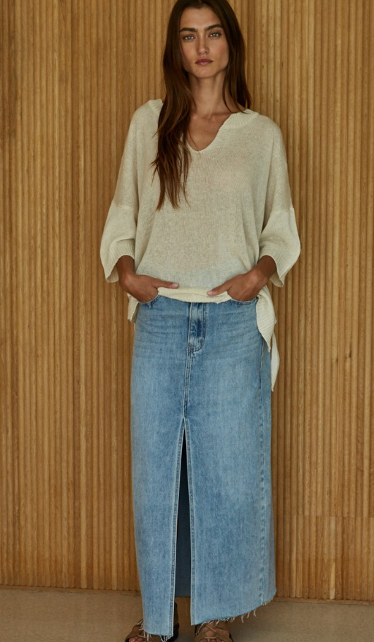 V-neck Lightweight Knit Top