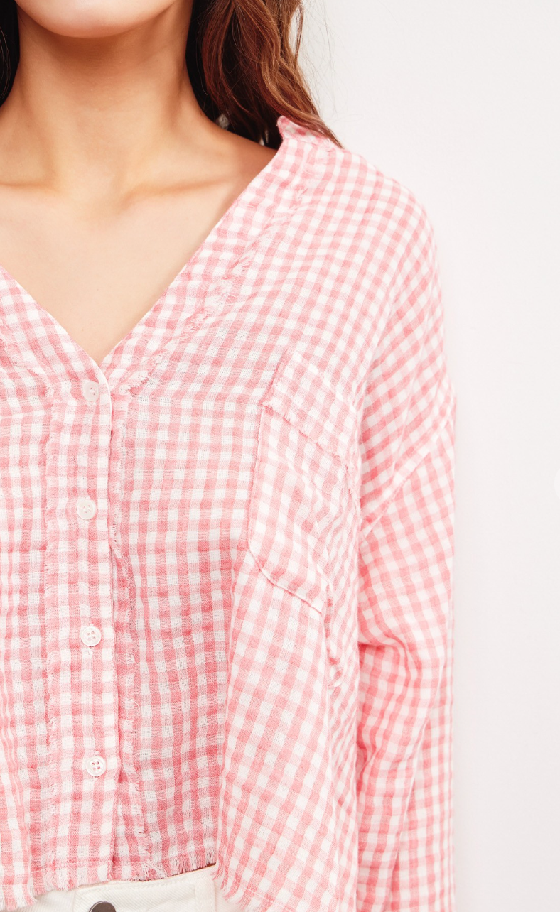 V-neck Gingham Top Strawberry