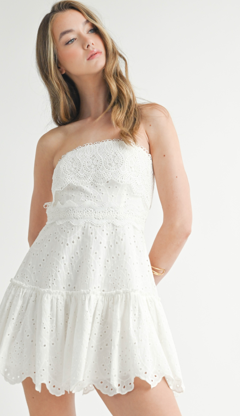 Ana Strapless Lace Dress