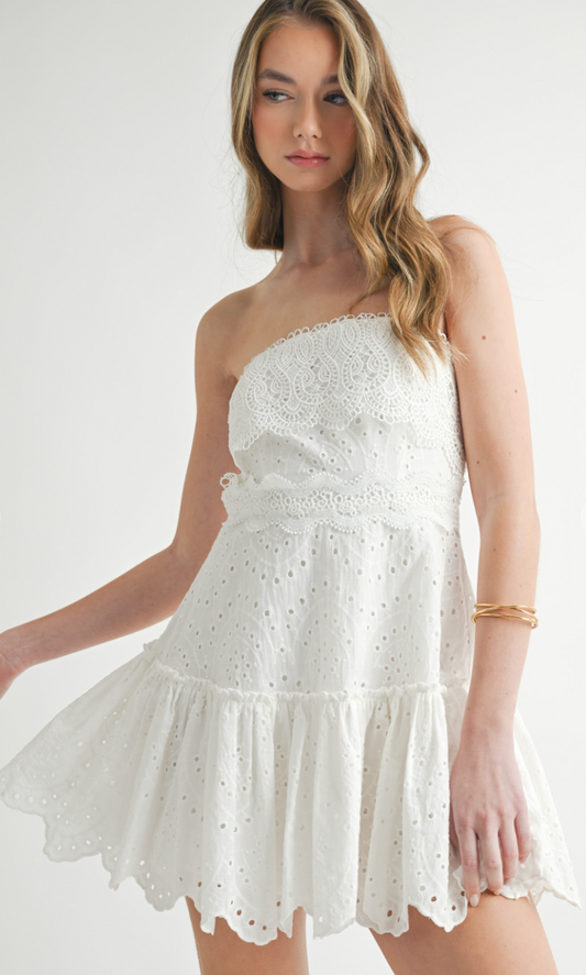 Ana Strapless Lace Dress