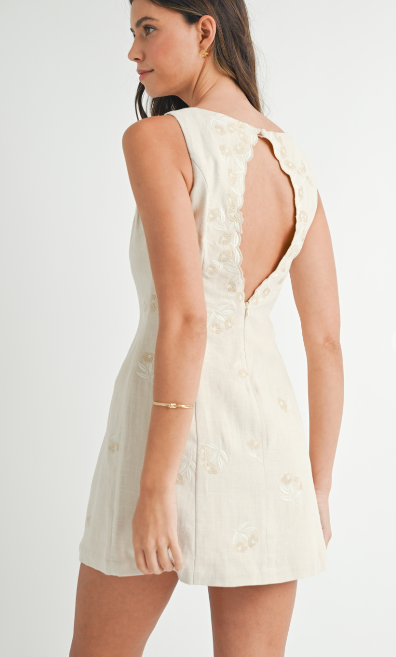 Cici Embroidered Square Neck Dress