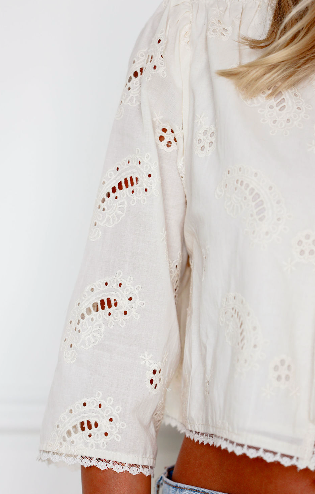 Eyelet Lace 3/4 Sleeve Blouse