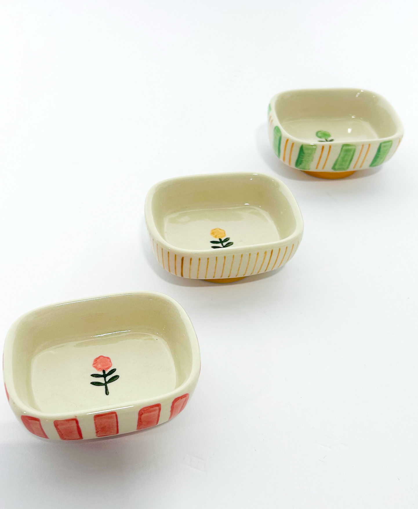 Stoneware Stripe Dish - Pink