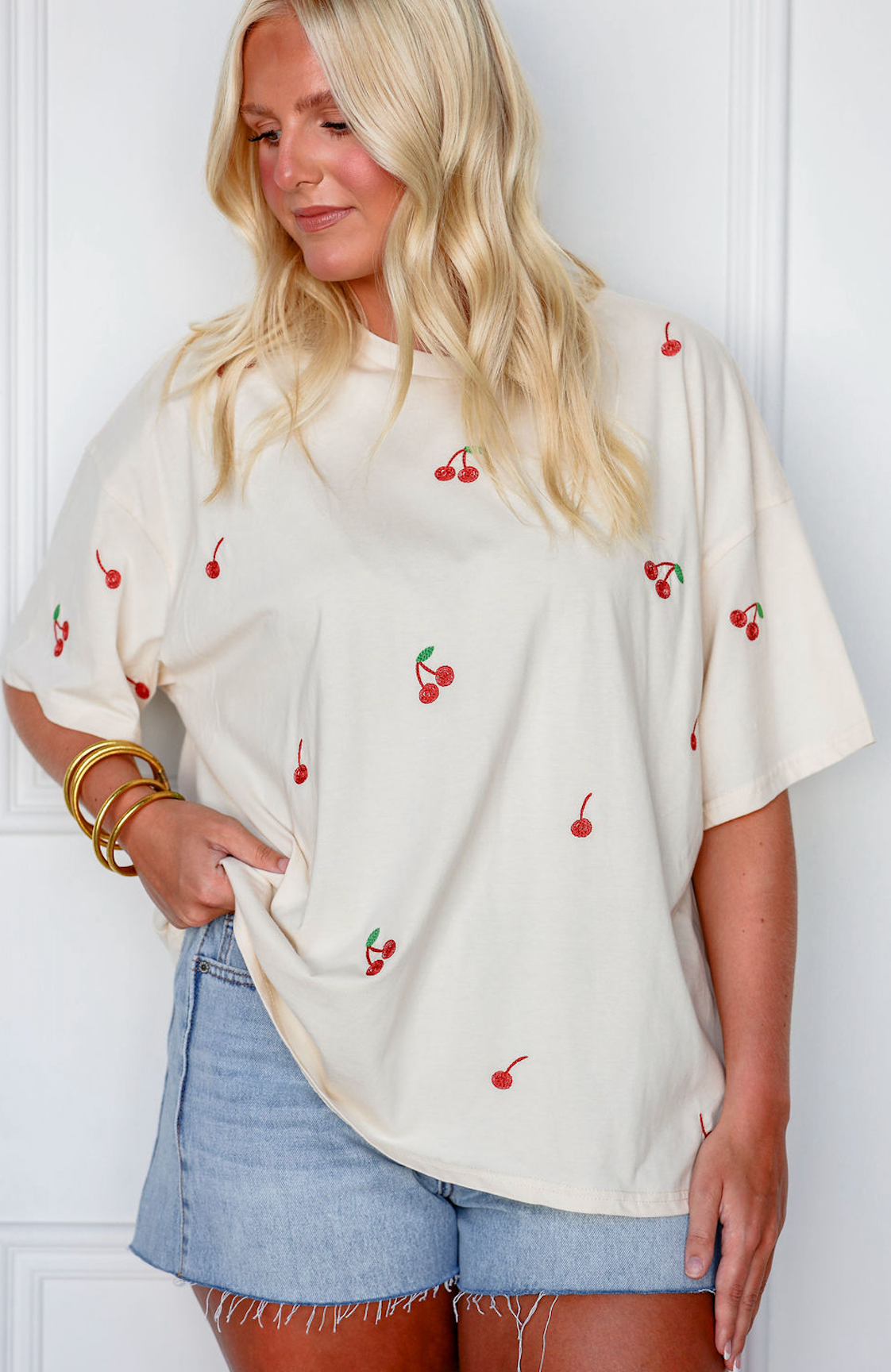 Cherry Embroidery T-shirt