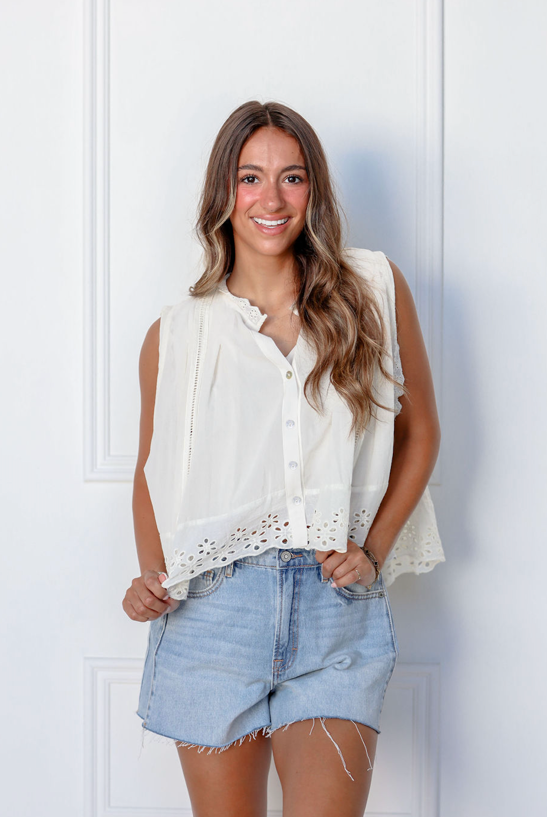 Eyelet Buttons Blouse Ivory