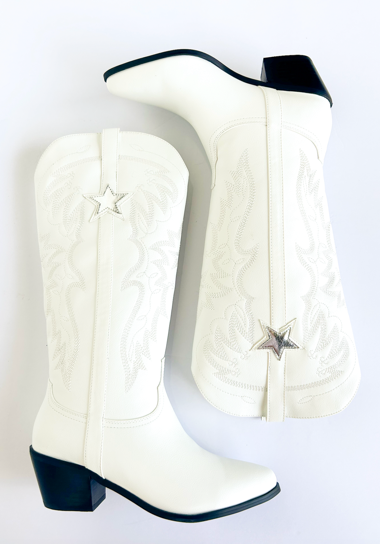 Ubelle Silver Star White Billini Boots