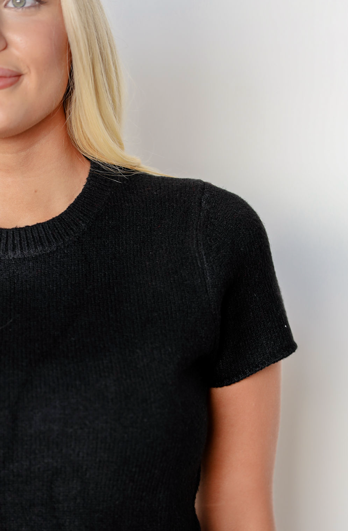 Cropped Sweater Top Black