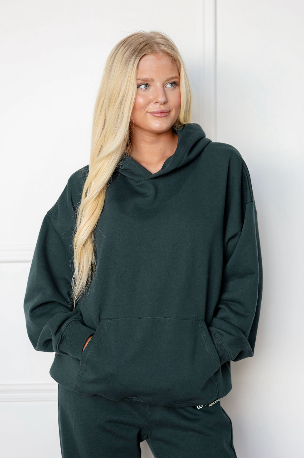 Happy Here Hoodie & Sweatpants Set of 2