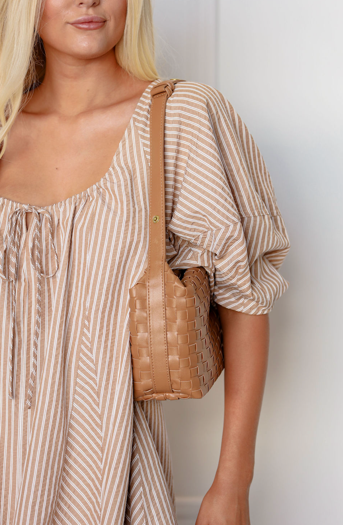 Woven Handbag Tan