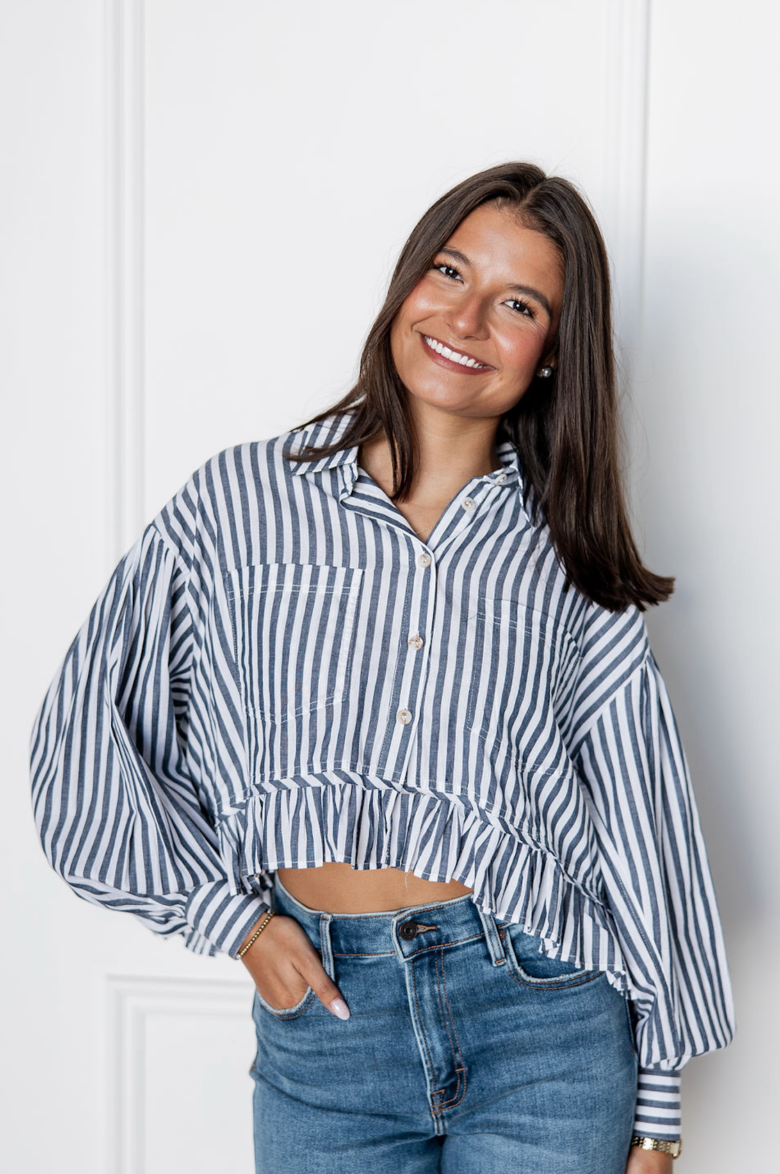 Ruffle Bottom Stripe Shirt Navy