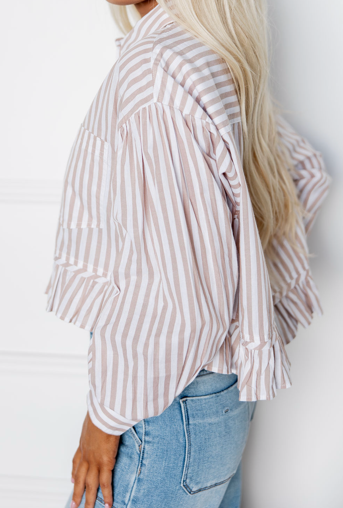Ruffle Bottom Stripe Shirt Taupe