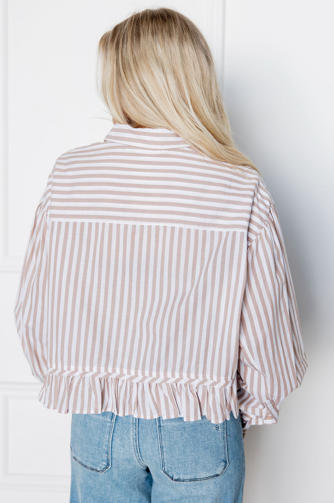 Ruffle Bottom Stripe Shirt Taupe