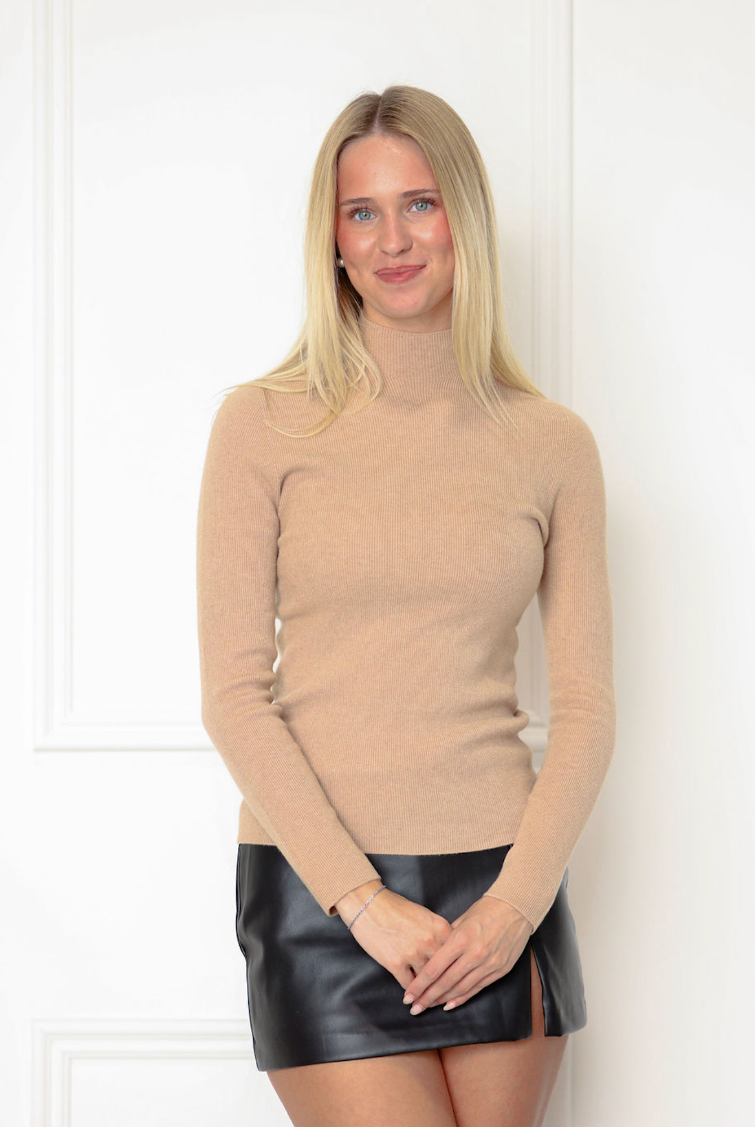 Long Sleeve Layering Turtleneck Latte