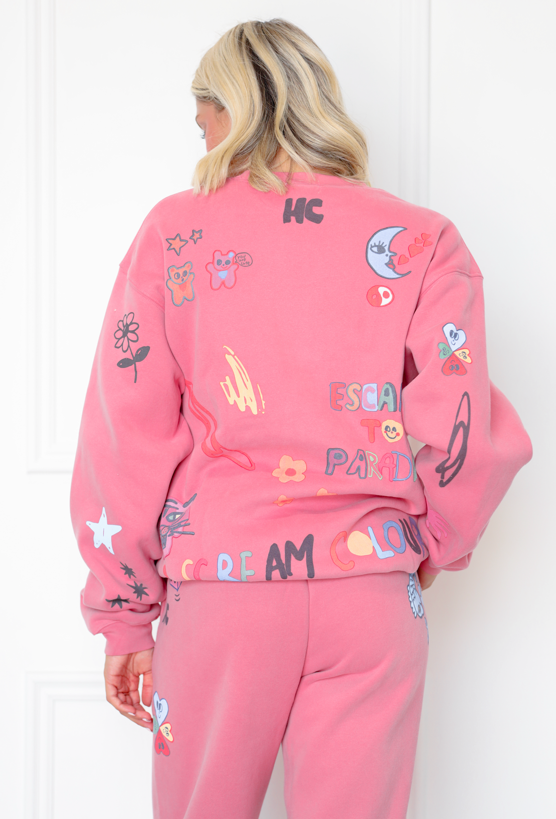 Somebody Loves You Crewneck Pink