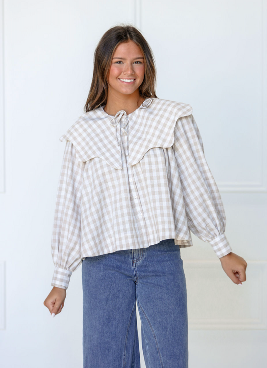 Gingham Scallop Collar Blouse
