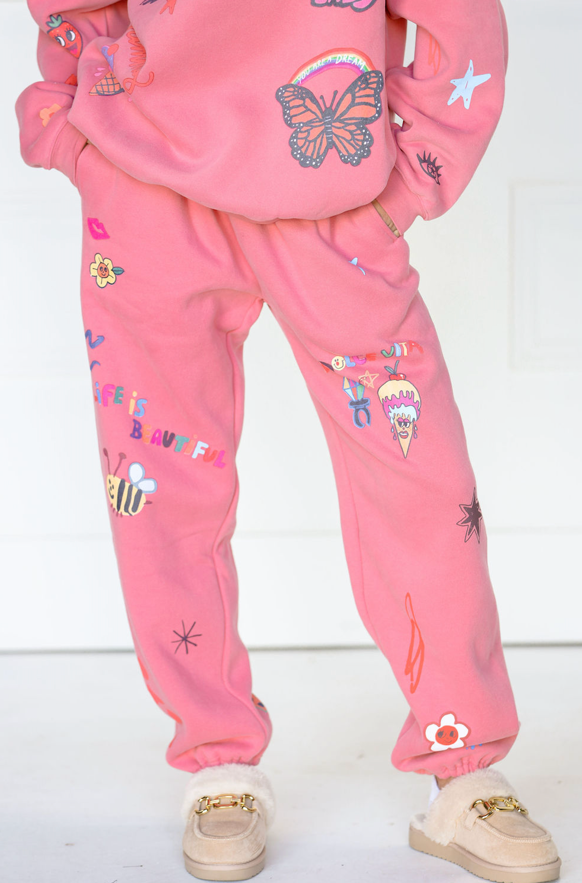 Somebody Loves You Sweatpants Pink