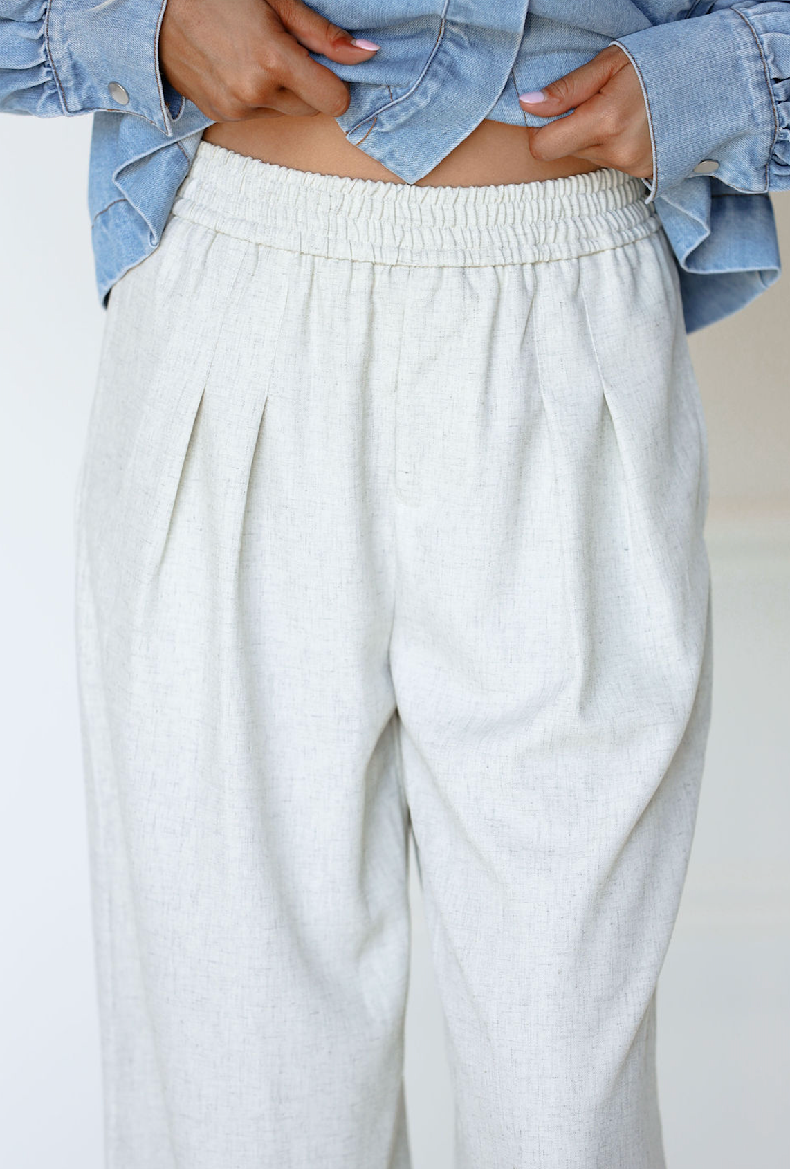 Pleated Wide-Leg Pants Ivory White