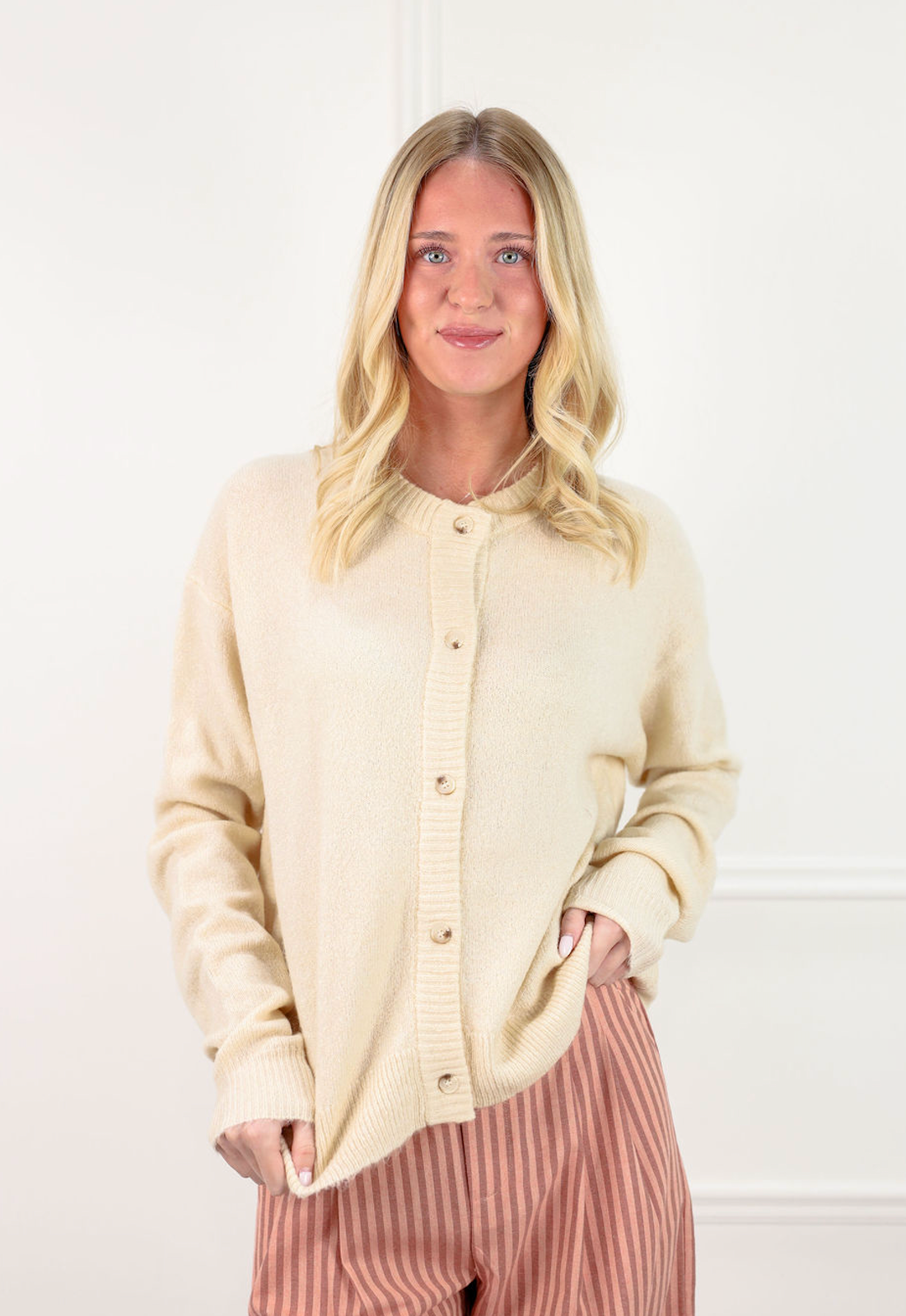 Oatmeal Cardigan Sweater - Clothe Boutique