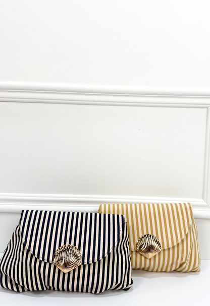 Kaia Shell Clutch Navy - Clothe Boutique