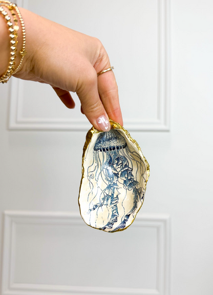 Shell Shaped Dish W/ Sea Image