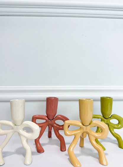Taper Holder W/ Bow Shaped Base