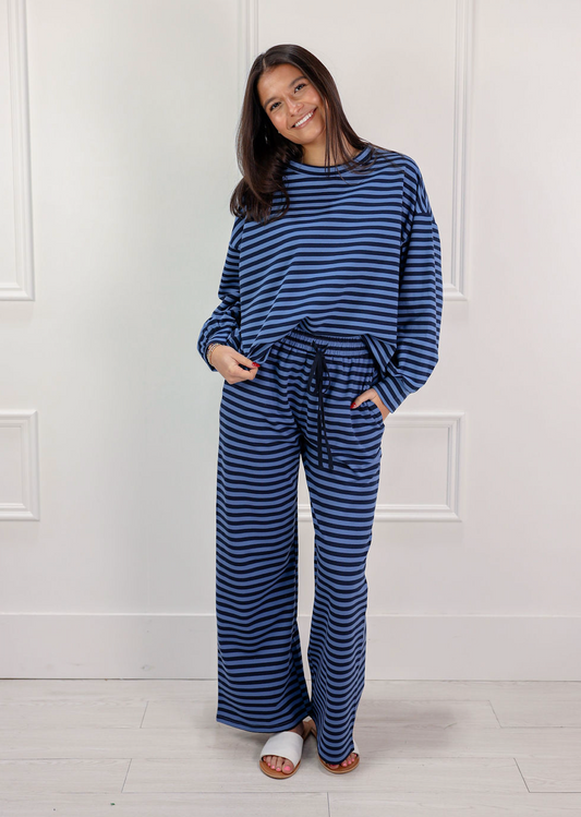 Semi Cropped Stripe Top Navy - Clothe Boutique