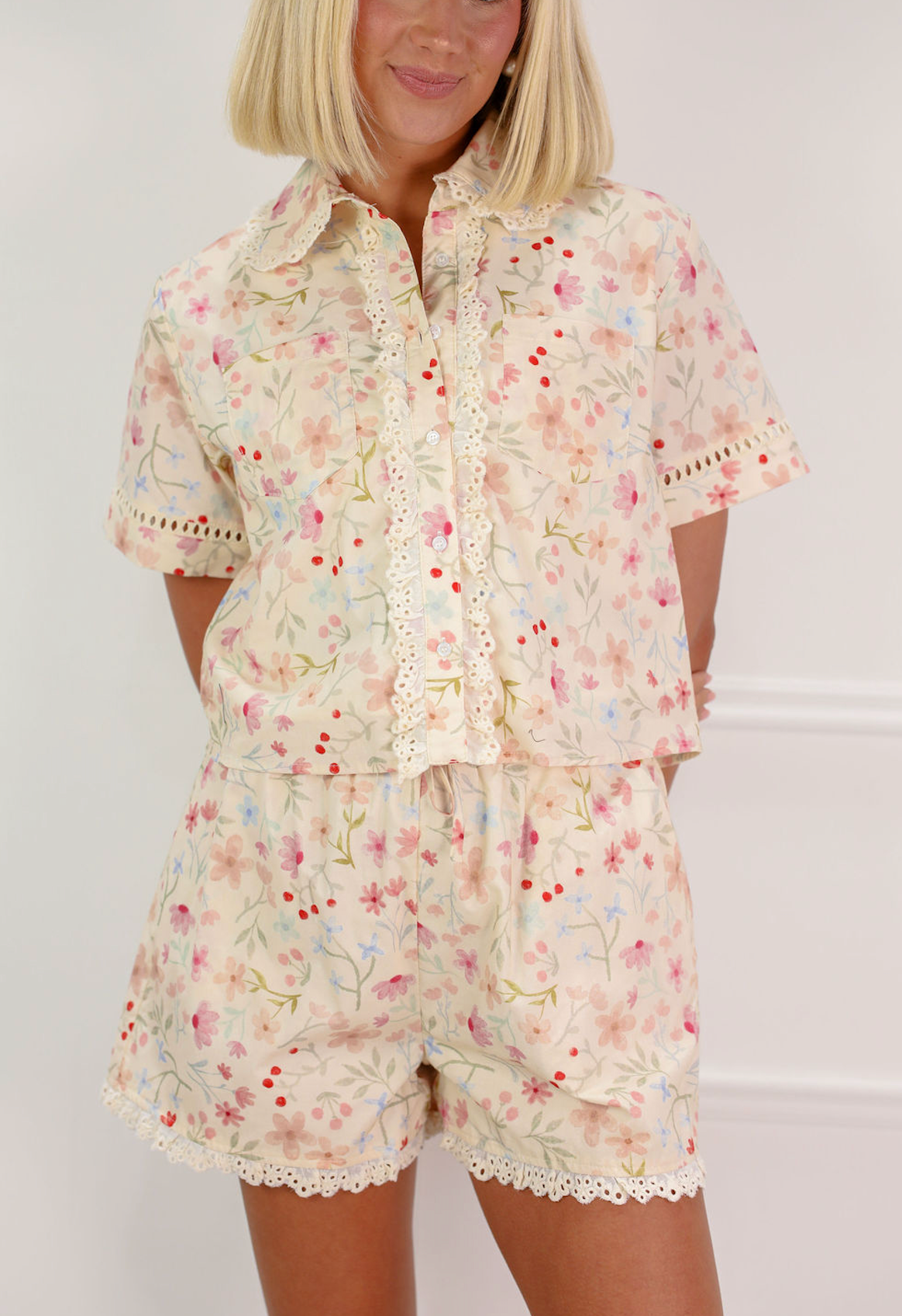 Floral Shirt & Scallop Trim Shorts Set of 2