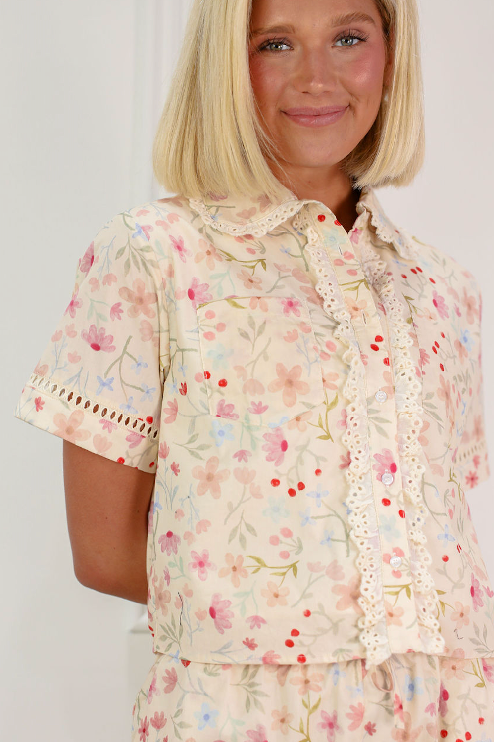 Floral Shirt & Scallop Trim Shorts Set of 2