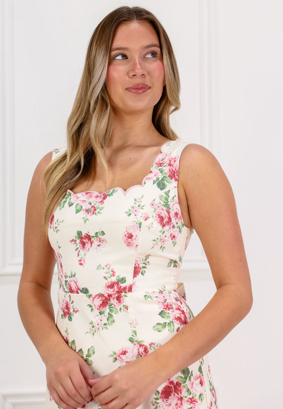 Elenor Floral Scallop Midi Dress