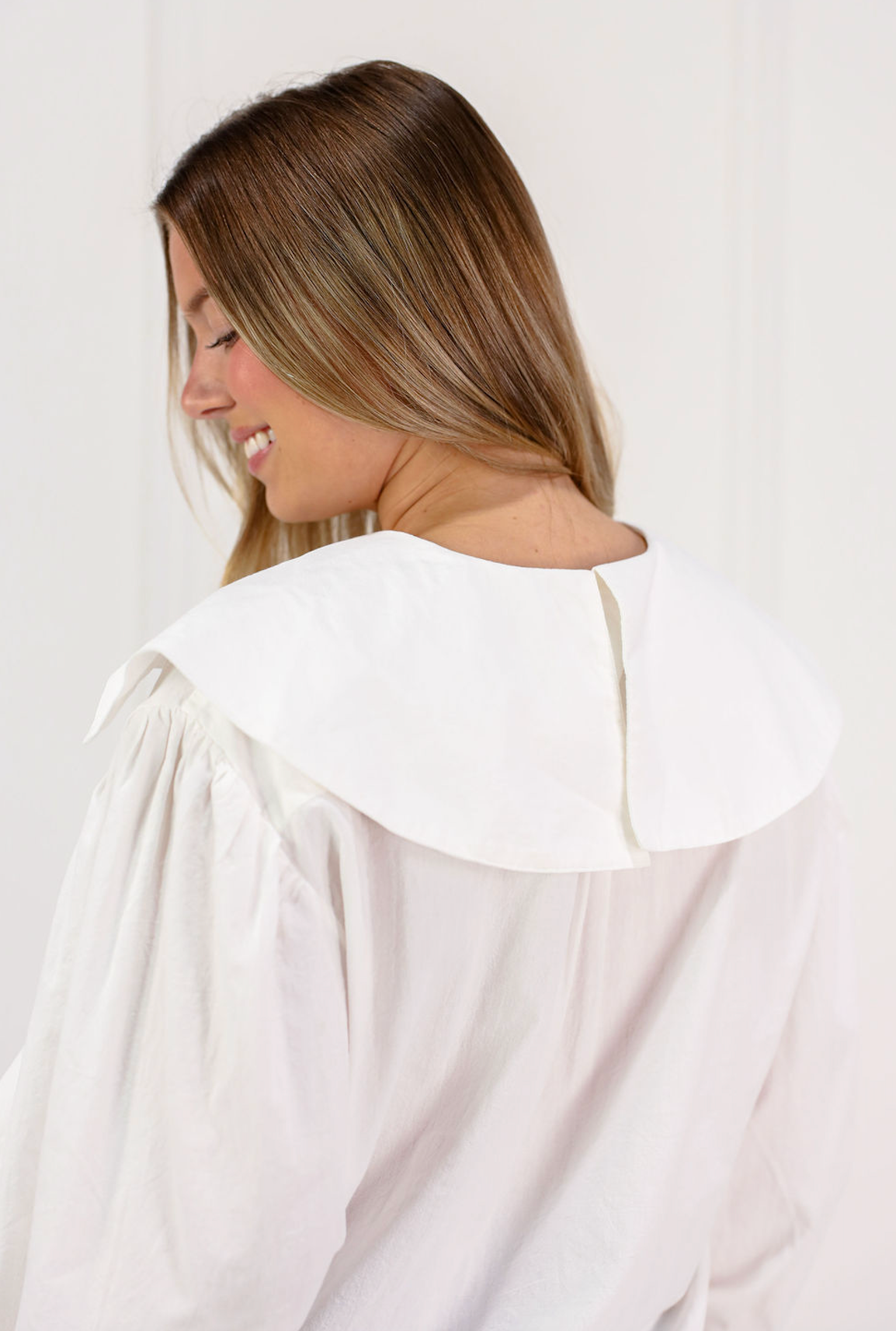 Finley Big Collar Blouse White