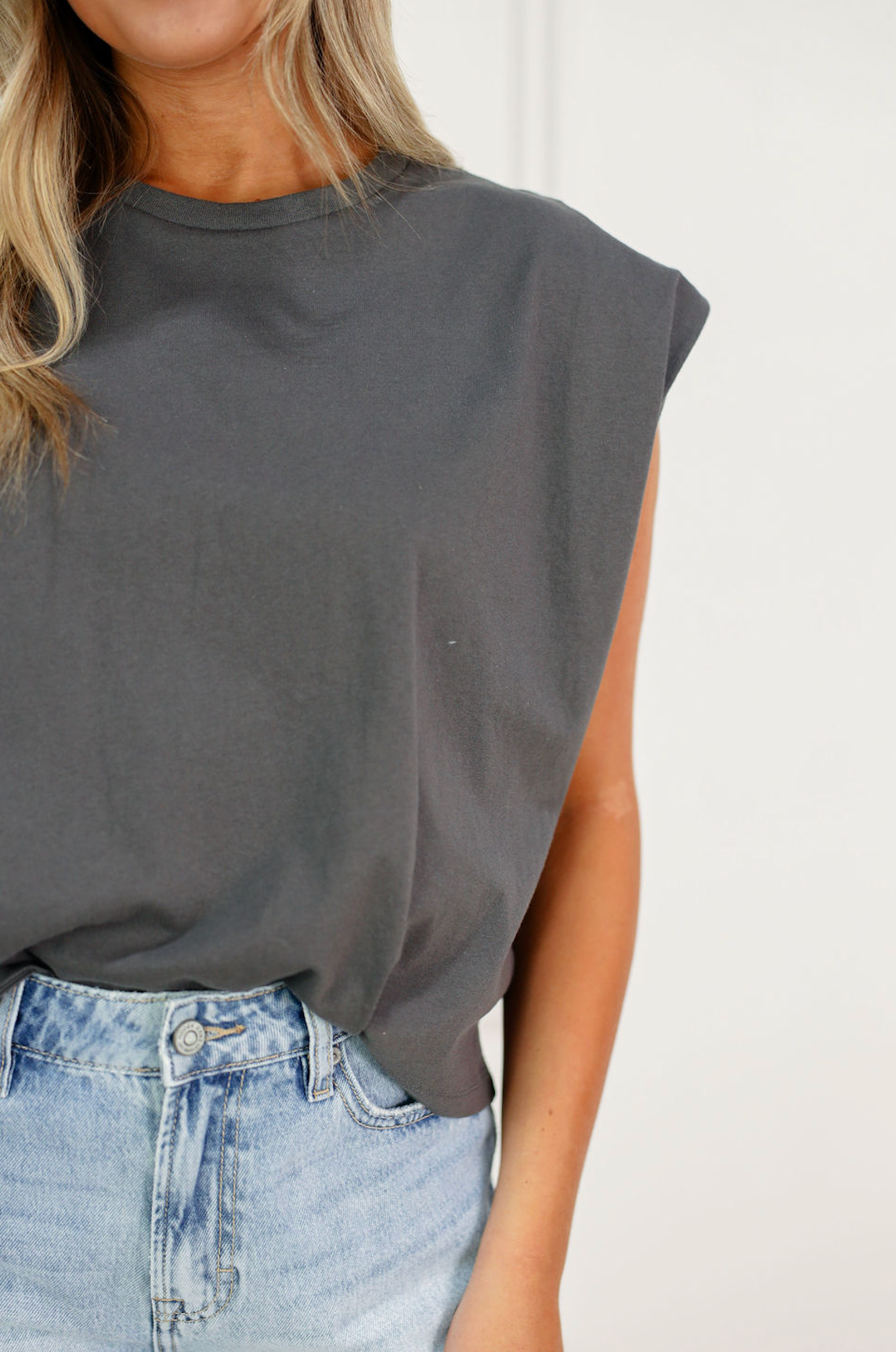 Oversized Shoulder Tank Charcoal