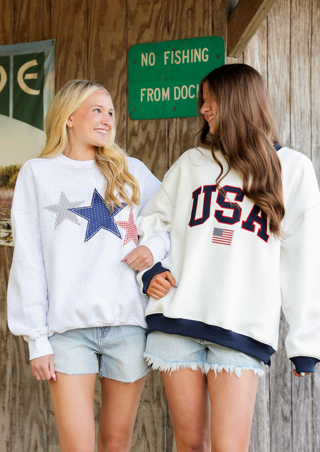 Three Star Patches Sweatshirt - Clothe Boutique